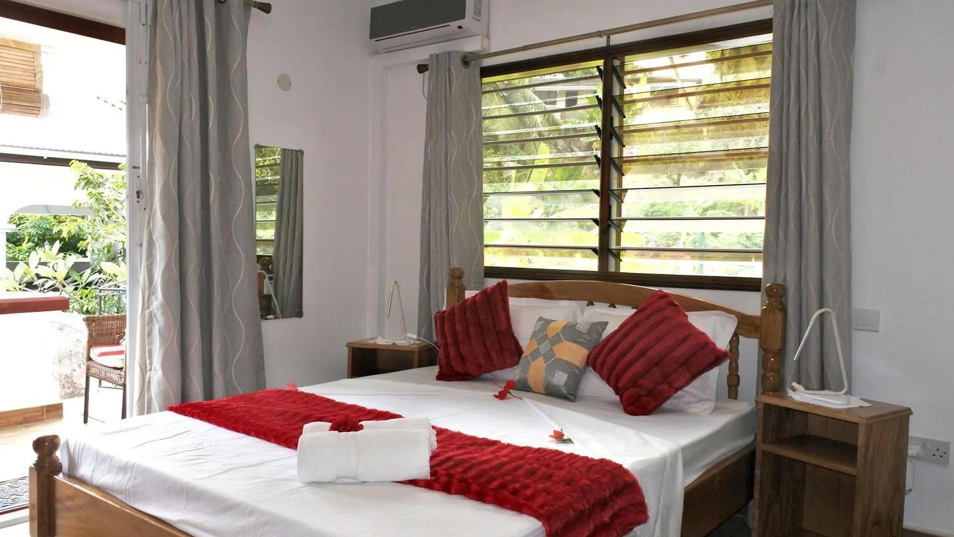 公寓 Contemporary Studio With Sea View In Mahe 56M² + Terrace Misere 塞舌尔