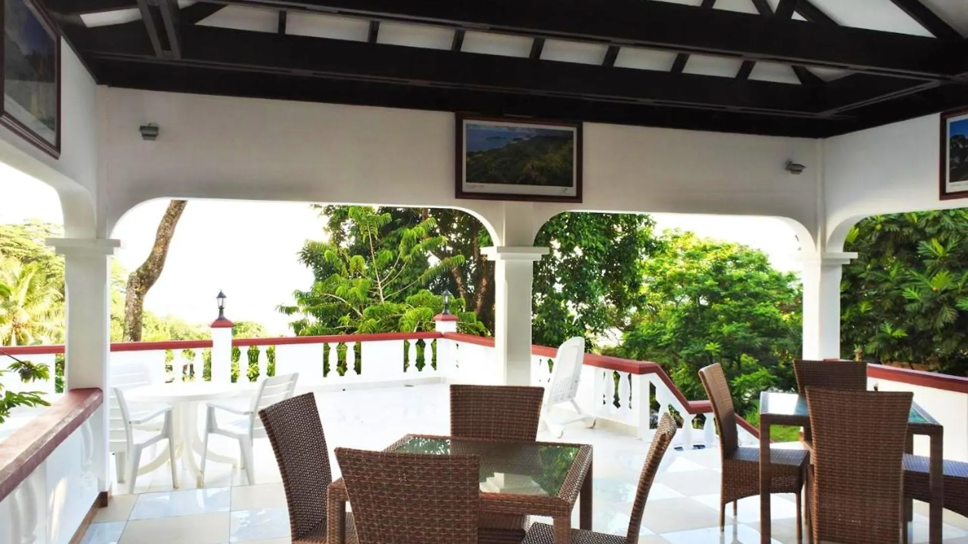 Contemporary Studio With Sea View In Mahe 56M² + Terrace Misere 塞舌尔