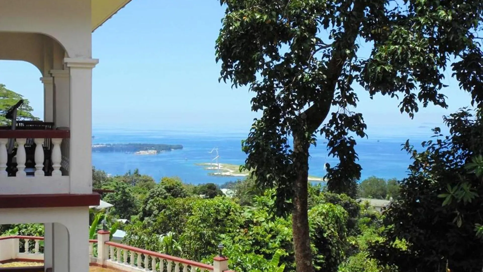 Contemporary Studio With Sea View In Mahe 56M² + Terrace Misere Seychelles